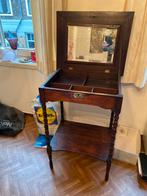 Antiek bijzettafeltje met spiegel en opbergvakken, Huis en Inrichting, Tafels | Eettafels, Minder dan 50 cm, Gebruikt, Tot twee personen