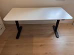 IKEA BEKANT zit/sta bureau - Elektrisch verstelbaar, Huis en Inrichting, Bureaus, Ophalen, Elektrisch, Zo goed als nieuw, Bureau