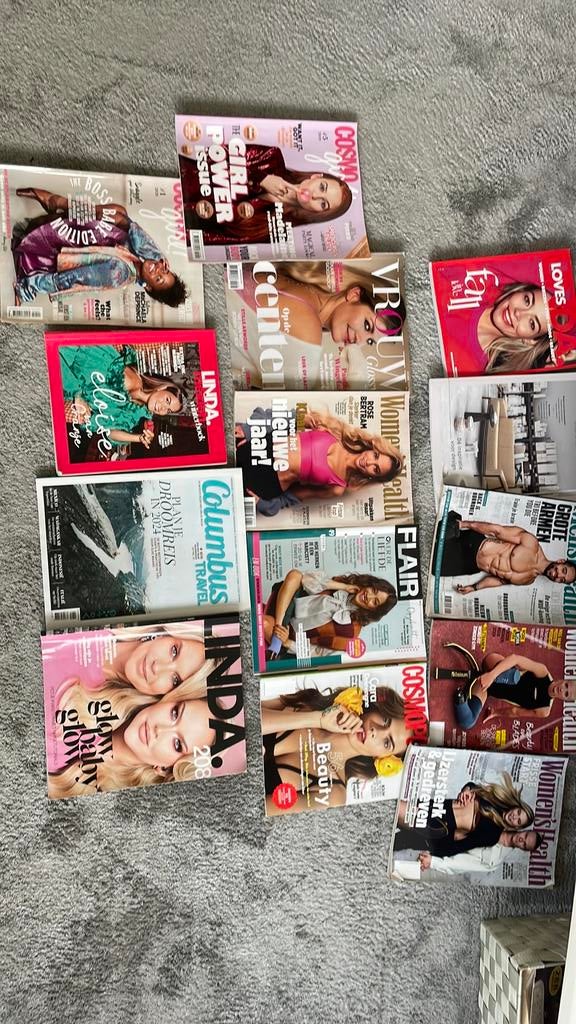 Oude tijdschriften, Boeken, Tijdschriften en Kranten, Ophalen of Verzenden, Gelezen, Damesbladen