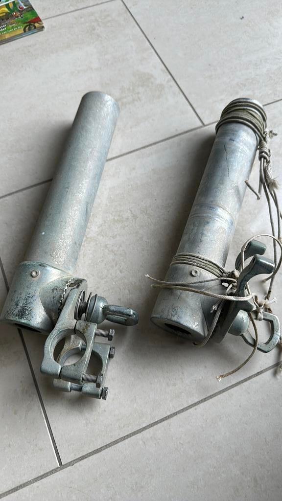 2 hengelhouders, Ophalen of Verzenden, Gebruikt, Overige typen