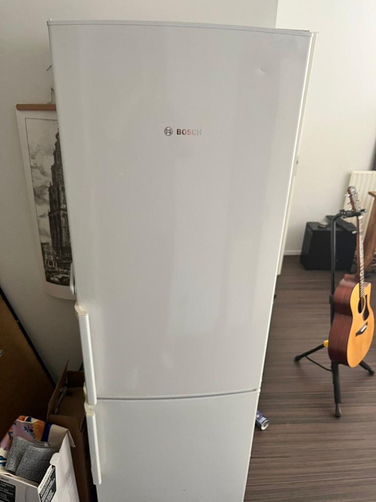 Bosch koelvriescombinatie, Witgoed en Apparatuur, Koelkasten en IJskasten, Ophalen, Gebruikt, Met aparte vriezer, 160 cm of meer