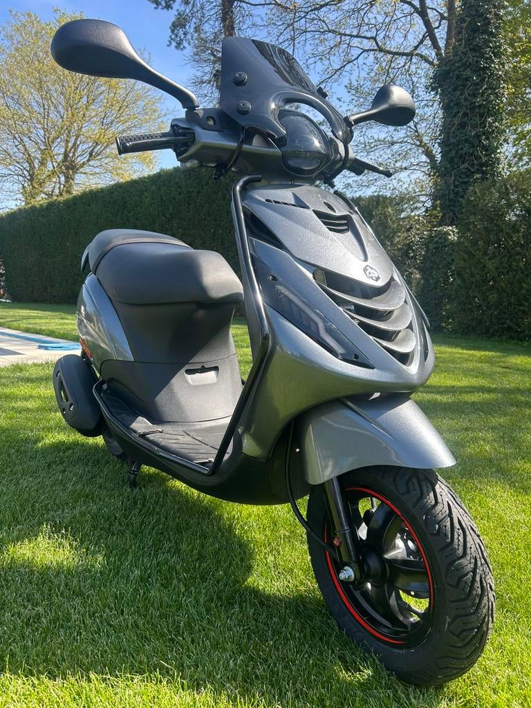 PIAGGIO ZIP 2022 9142KM GARANTIE, Ophalen, Gebruikt, Maximaal 45 km/u, Zip