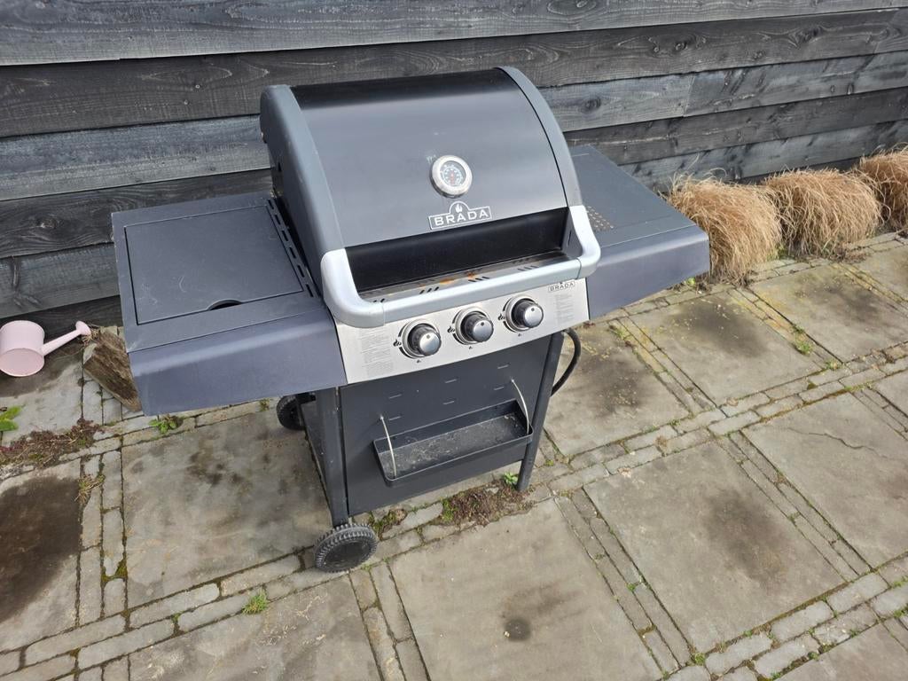 Brada gasbarbecue, Ophalen, Gebruikt, Brada