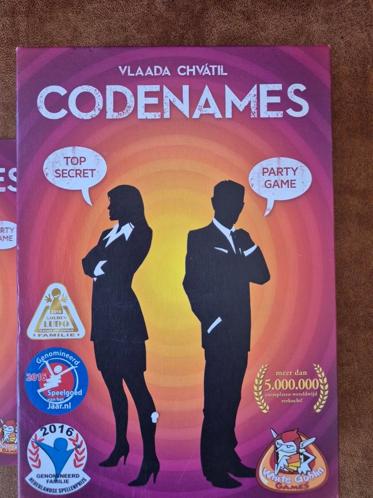 Codenames Bordspel - Vlada Chvátil - Zo goed als nieuw, Hobby en Vrije tijd, Czech Games Edition, Info@czechgames.com, Ophalen of Verzenden