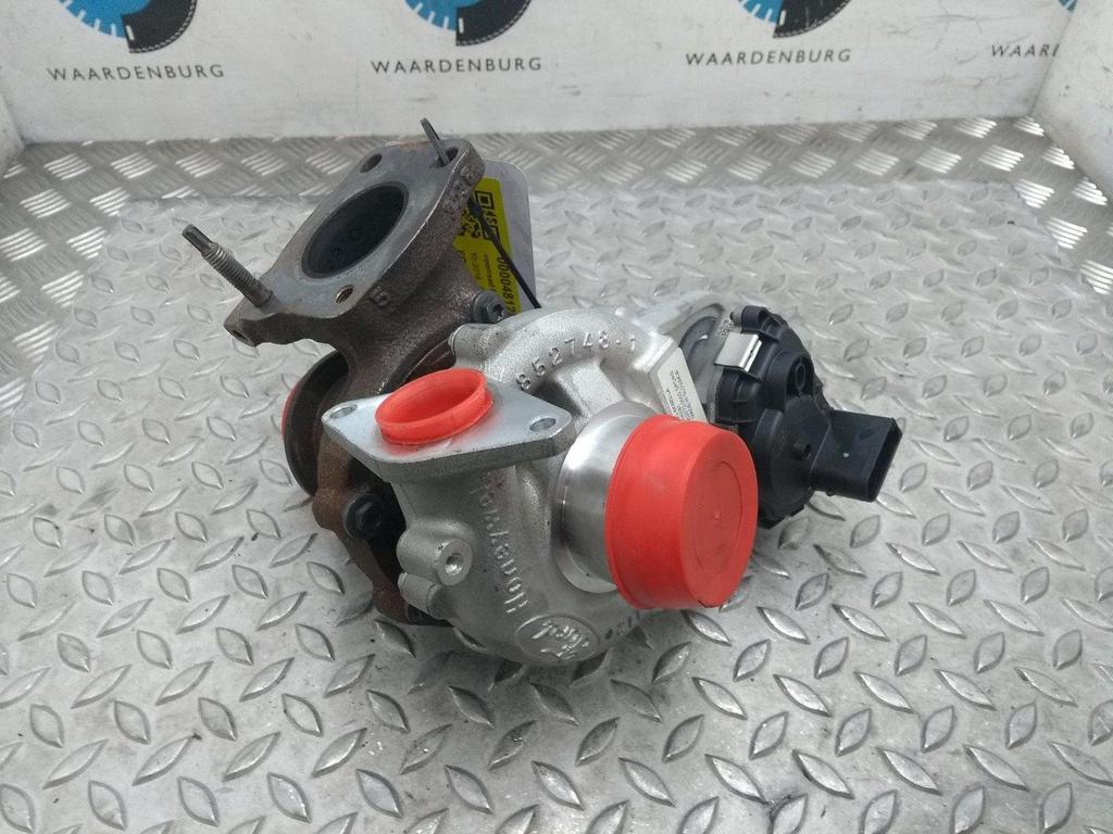 FORD FOCUS VIGNALE TURBO 2018, Ophalen of Verzenden, Gebruikt, Stiba lid