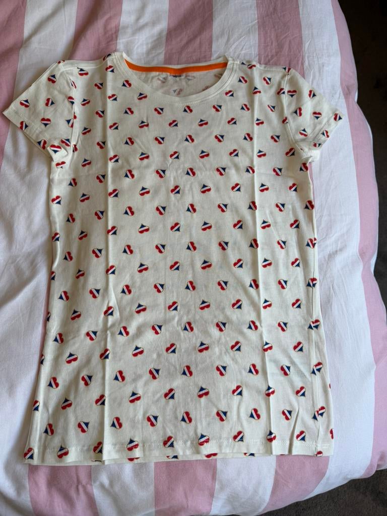 Tshirt meisje hartjesvlag Koningsdag/WK voetbal mt 146/152, Ophalen of Verzenden, Nieuw, Meisje, Shirt of Longsleeve