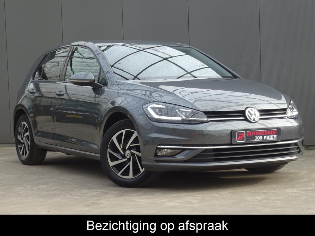 Volkswagen Golf 1.0 TSI JOIN * NAVIGATIE * STOELVERWARMING !, Stof, Gebruikt, Euro 6, 49 €/maand