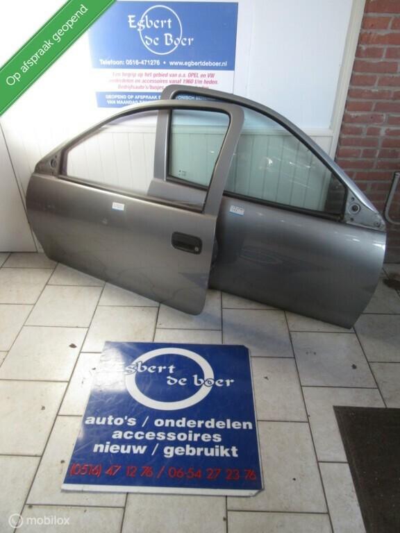 Opel Corsa B deur links + rechts 3 deurs, bj '93 t/m '00, Auto-onderdelen, Gebruikt, Deur, Opel, Ophalen of Verzenden