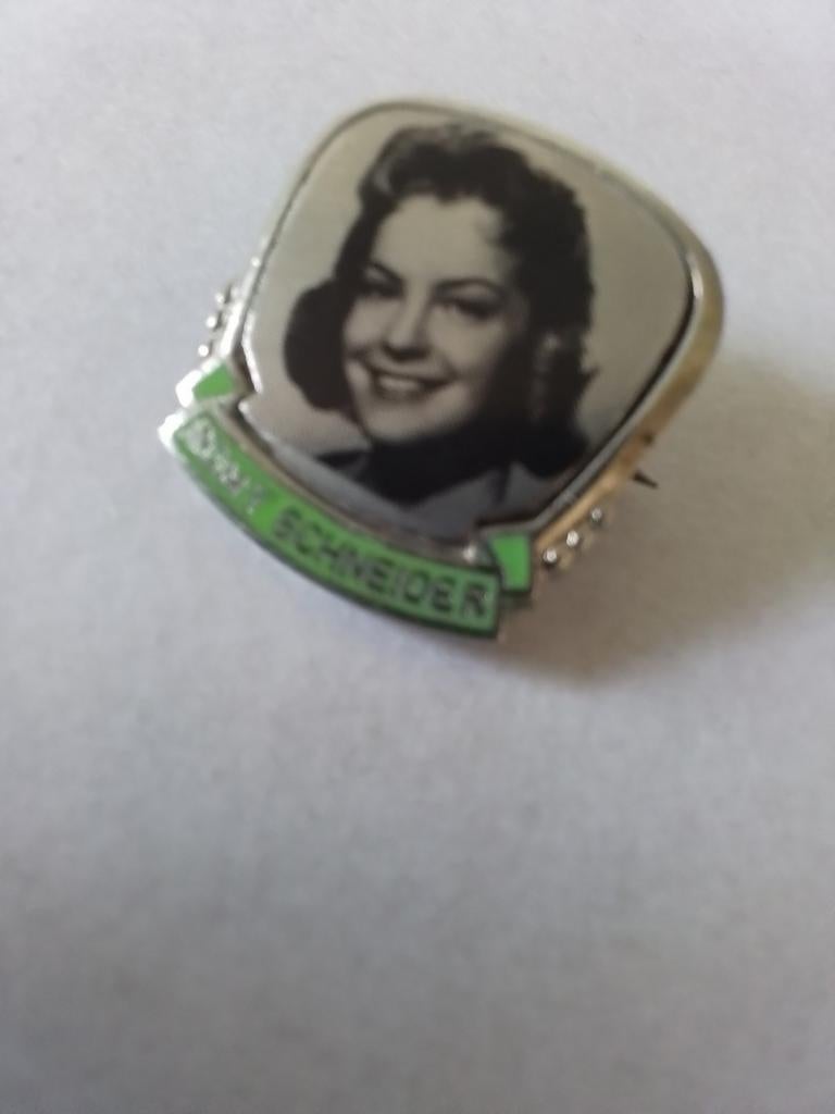 Mooi speldje/ Broche Romy Schneider, Verzamelen, Ophalen of Verzenden, Zo goed als nieuw