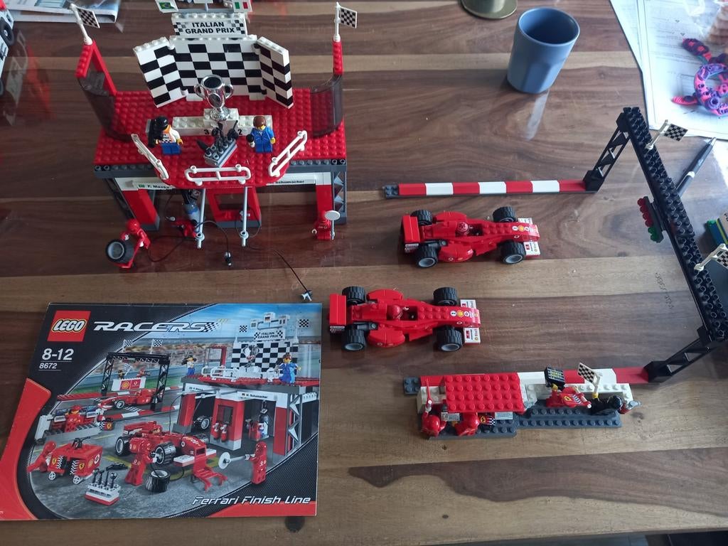 LEGO Racers 8672 Ferrari Finish Line - Complete Set, Ophalen of Verzenden, Gebruikt, Complete set, Lego