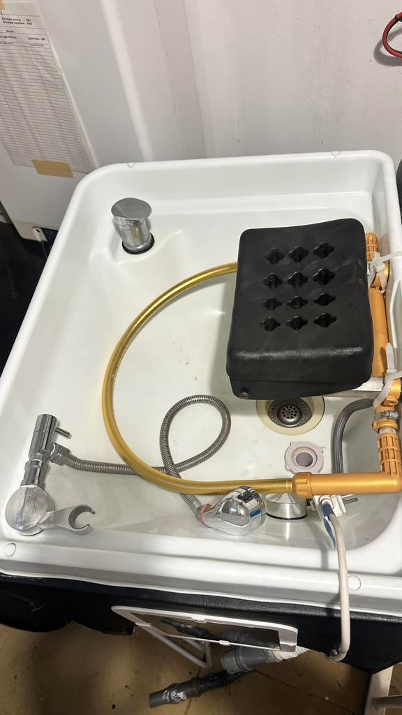 Japanese hoofdspa Salonwasbak twee stuks, Doe-het-zelf en Verbouw, Geisers en Boilers, Minder dan 20 liter, Ophalen of Verzenden