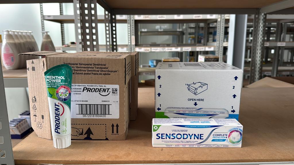 37x Tandpasta Sensodyne/Prodent  l, Ophalen, Zo goed als nieuw, Overige typen