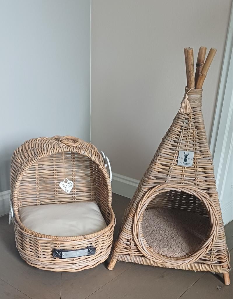 Schattige (katten)wieg en tipi., Ophalen