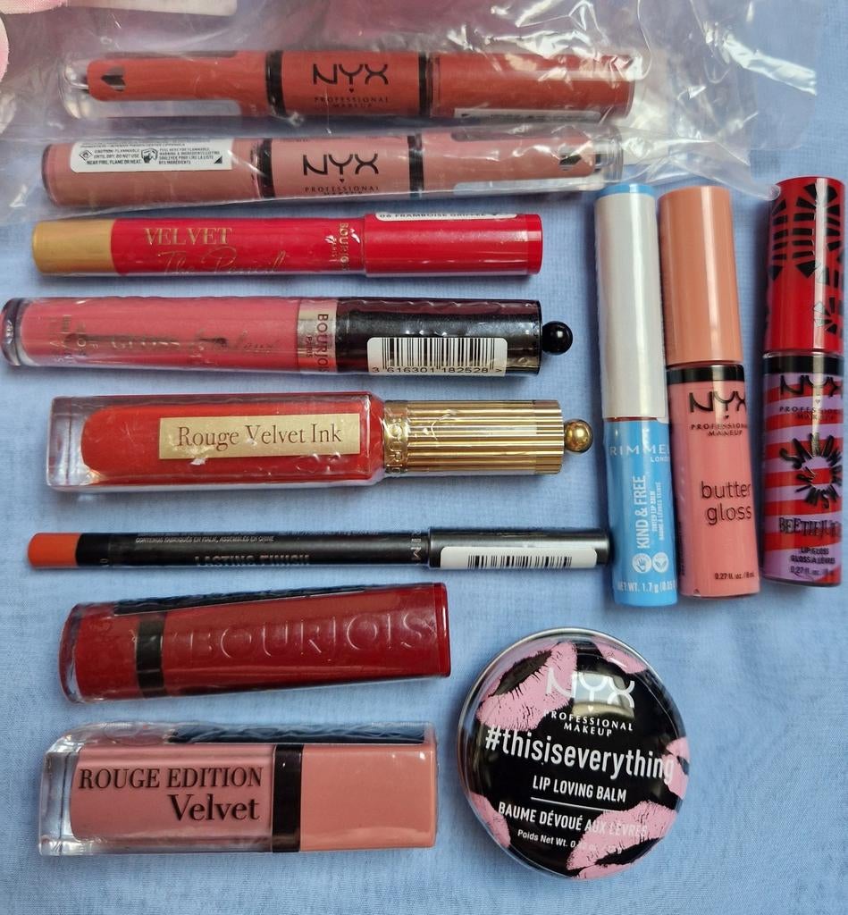 Set lipproducten lipstick lipgloss nieuw, Sieraden, Tassen en Uiterlijk, Uiterlijk | Cosmetica en Make-up, Ophalen of Verzenden