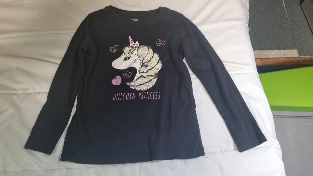 Zwart shirt met eenhoorn opdruk maat 122, Kinderen en Baby's, Kinderkleding | Maat 122, Ophalen of Verzenden, Gebruikt, Meisje