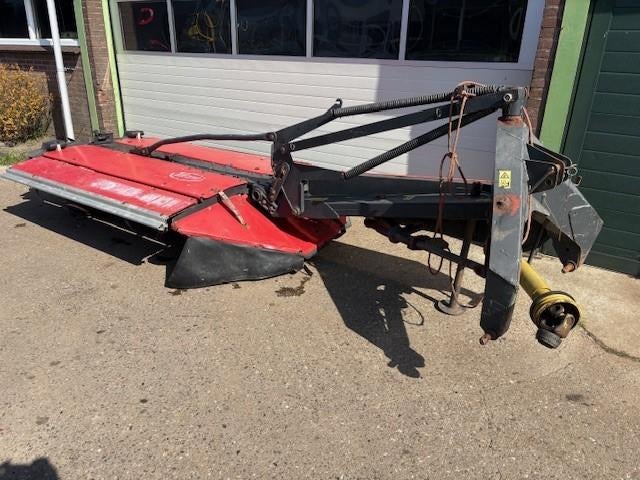 Vicon CM269 Achtermaaier, Ophalen