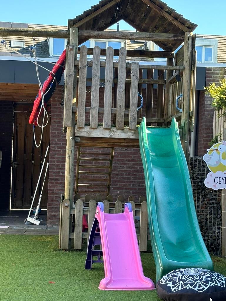 Speeltoestel met glijbaan en netschommel, Kinderen en Baby's, Ophalen, Gebruikt, Glijbaan