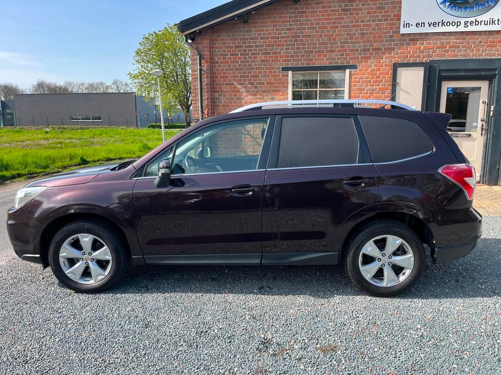 Subaru Forester 2.0 D Intro ( Airco + Stoelverwarming + Navi, Overige merken, Stof, Gebruikt, Zwart