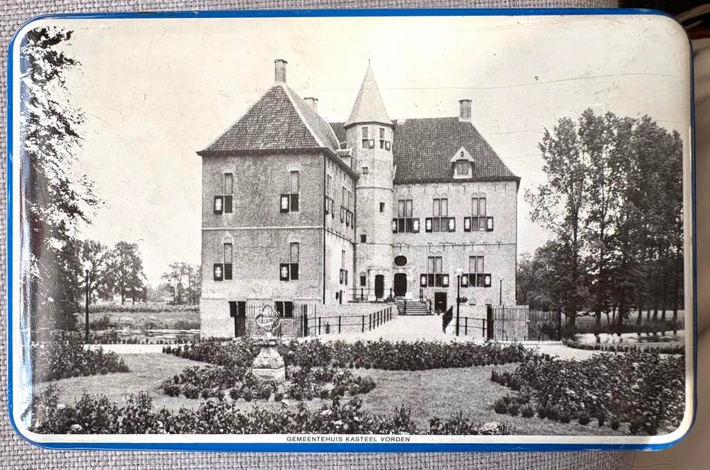 Oude koekjestrommel uit Vorden, Ophalen of Verzenden, Koek(jes)