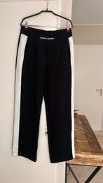 Sportieve broek van Marc Cain maat 40, Zwart, Maat 42/44 (L), Ophalen of Verzenden, Zo goed als nieuw
