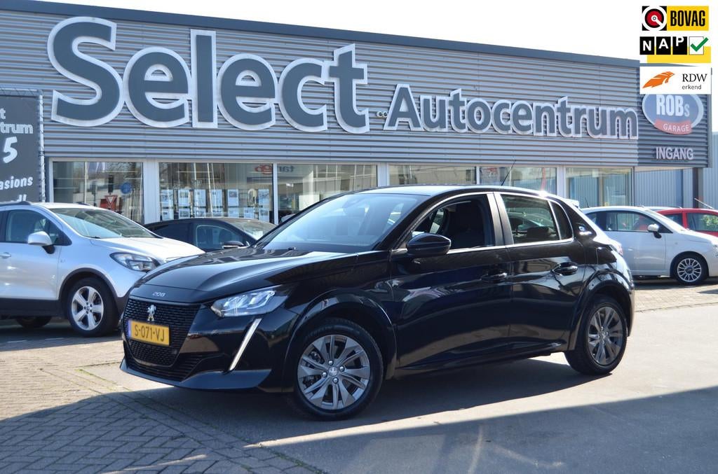 Peugeot E-208 EV Active Pack 50 kWh|AUTOMAAT|CARPLAY|NAVI|PD, Auto's, 136 pk, Gebruikt, Met garantie (alle), Zwart