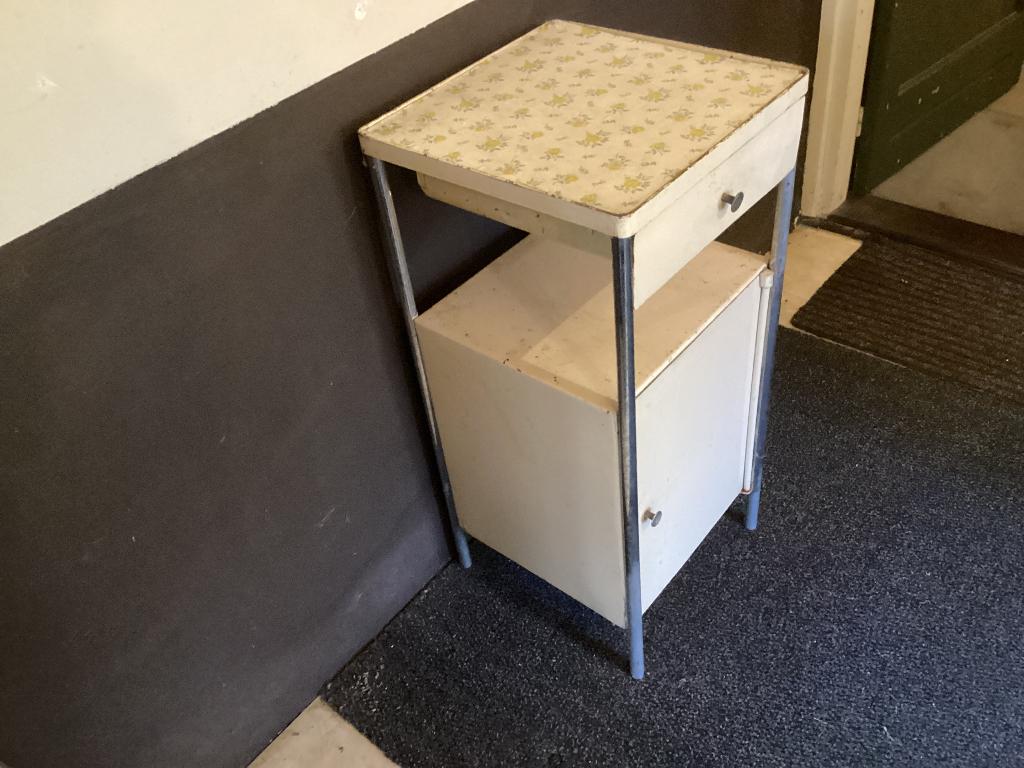 VINTAGE-INDUSTRIEEL-ZIEKENHUIS-NACHTKASTJE, Ophalen, Gebruikt, Minder dan 45 cm, Metaal of Aluminium