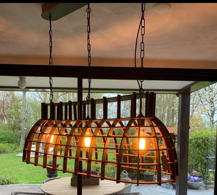 Industriële houten hanglamp “Cone Stretch” in zwart/naturel, Huis en Inrichting, Lampen | Hanglampen, Zo goed als nieuw, 75 cm of meer