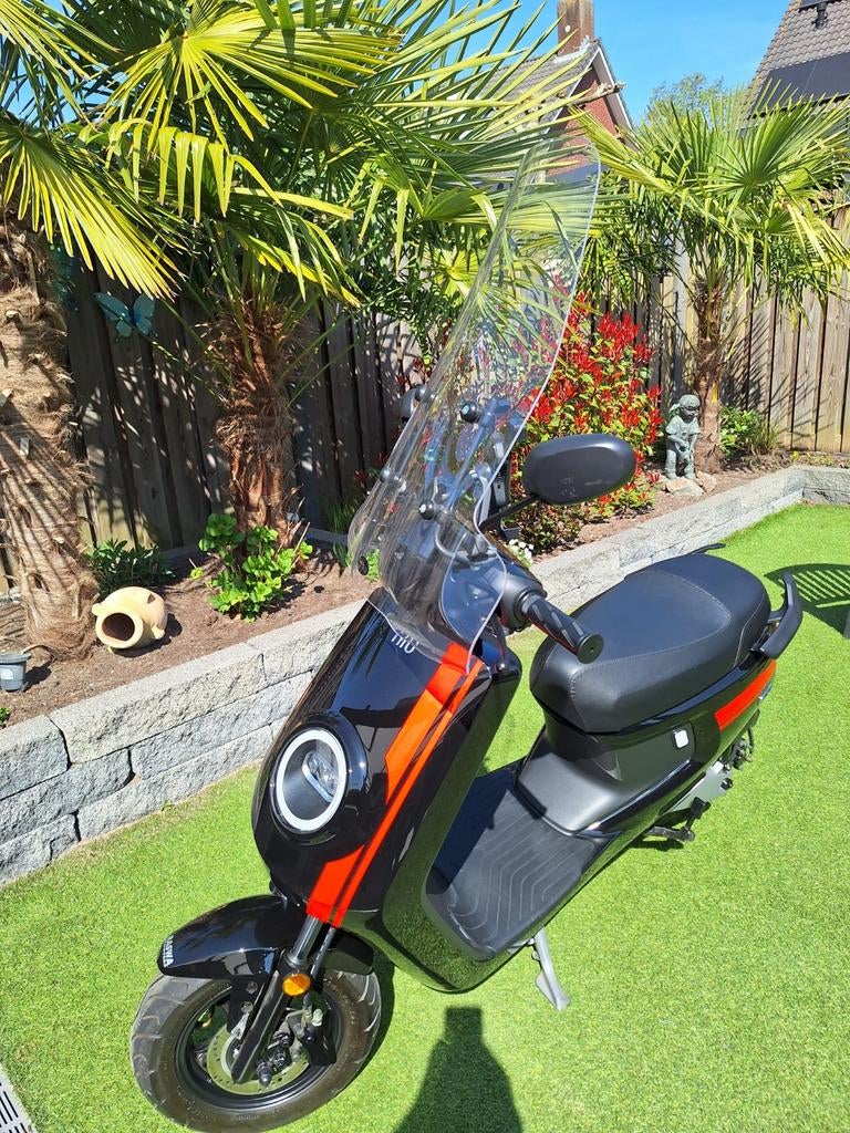 Mooie Nui m1 + 45, Ophalen of Verzenden, Zo goed als nieuw