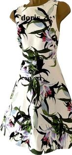 jurk Karen Millen maat 10/38 oksel tot oksel 41 cm, Maat 38/40 (M), Karen Millen, Ophalen of Verzenden, Zo goed als nieuw