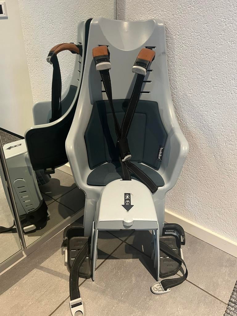 Bobike mini en maxi fietsstoeltjes met windscherm, Ophalen of Verzenden, Gebruikt, Voetsteuntjes, Voorzitje
