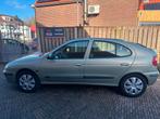 Renault Mégane 1.6-16V Expression, Voorwielaandrijving, Zwart, 49 €/maand, Bedrijf