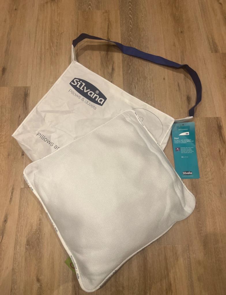 Silvana Mijn Eerste Kussen - Nieuwstaat!, Jongetje of Meisje, Wit, Ophalen of Verzenden, Zo goed als nieuw