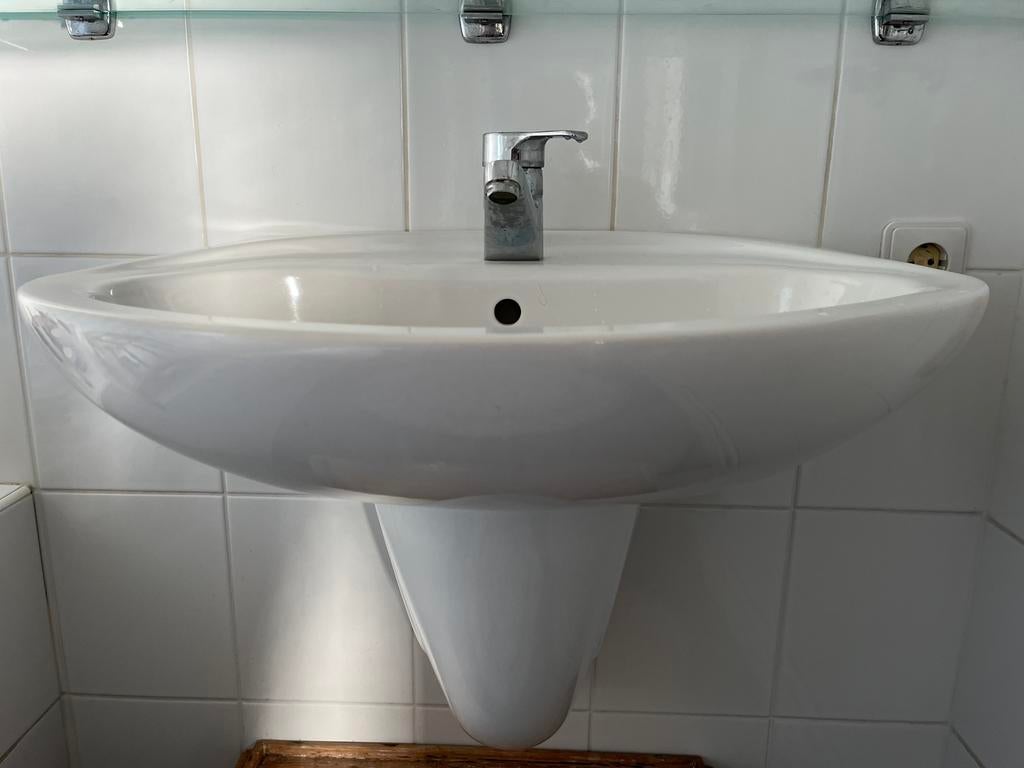 Wastafel met kraan en syfonkap, Ophalen, Gebruikt