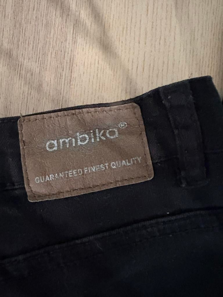 Ambika Zwarte Broek - Maat L, Zwart, Maat 42/44 (L), Ophalen of Verzenden, Lang