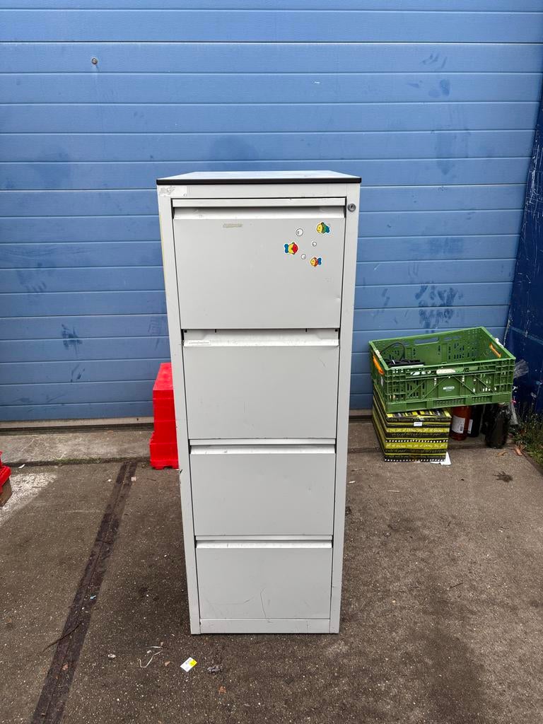 Grijze metalen ladekast met 4 laden, Huis en Inrichting, Kasten | Ladekasten, Ophalen, Minder dan 50 cm, Gebruikt, 100 tot 150 cm