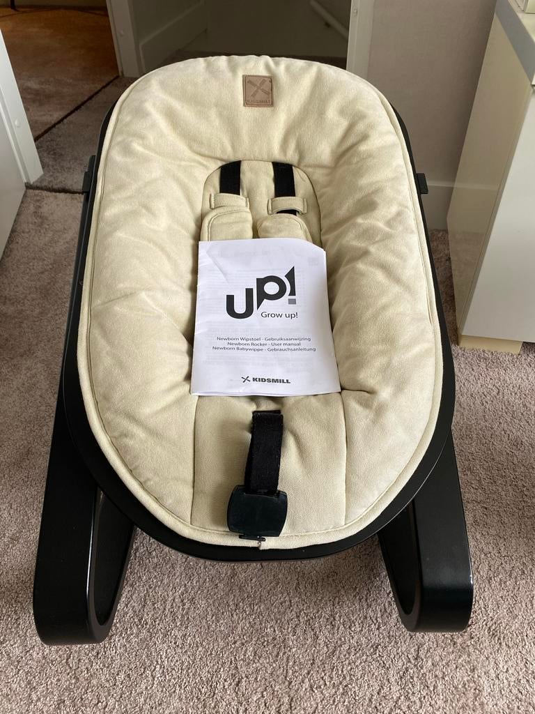 Kidsmill Grow Up! kinderstoel met wipstoel, Kinderen en Baby's, Kinderstoelen, Ophalen, Gebruikt, Meegroeistoel, Gordel(s)