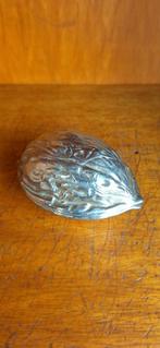 Vintage notenkraker, walnoot kraker, verzilverde walnoot, Gebruikt, Vintage, Ophalen of Verzenden, Nvt