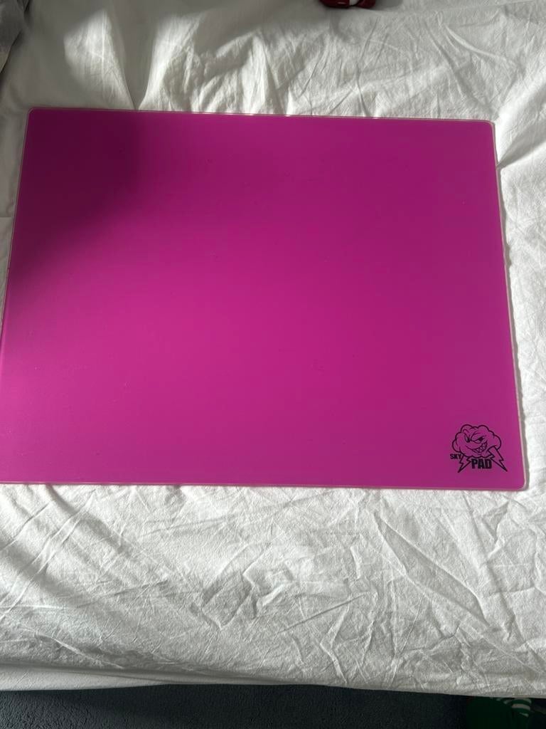 Sky Pad Limited Edition Glazen Muismat - Gaming Precisie, Computers en Software, Muismatten, Ophalen of Verzenden, Gaming muismat