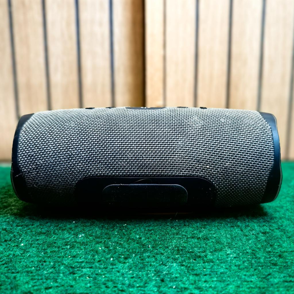 JBL Charge Essential 2 Bluetooth Speaker - In Nette St, JBL, Zo goed als nieuw, Support@jbl.com, 400 Atlantic Street
Stamford, CT 06901
USA