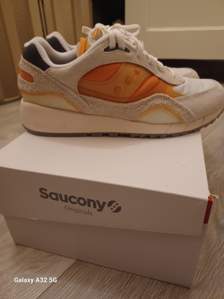 Saucony sneakers Nieuw!!!, Ophalen of Verzenden, Nieuw, Overige kleuren