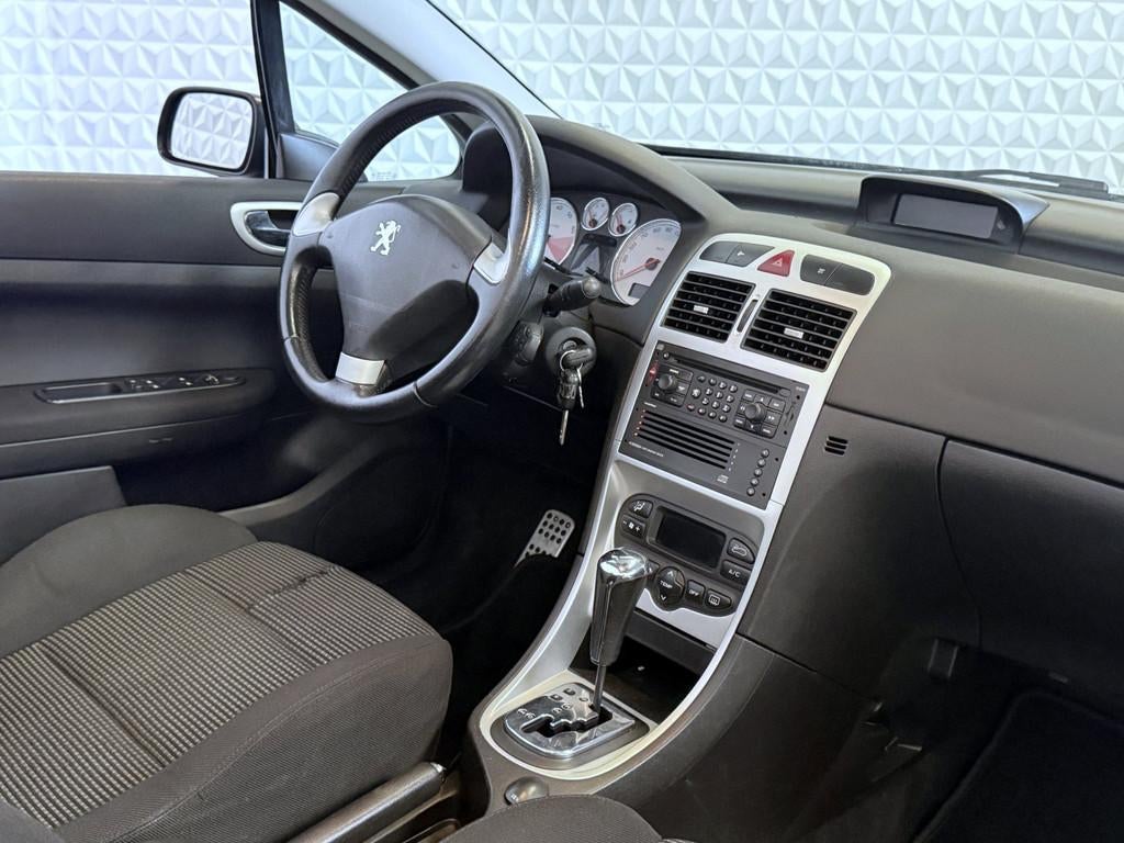 Peugeot 307 CC 2.0-16V Airco/Cruise/Trekhaak + AUTOMAAT(2004, Auto's, Peugeot, 4 cilinders, Cabriolet, 4 stoelen, Zwart