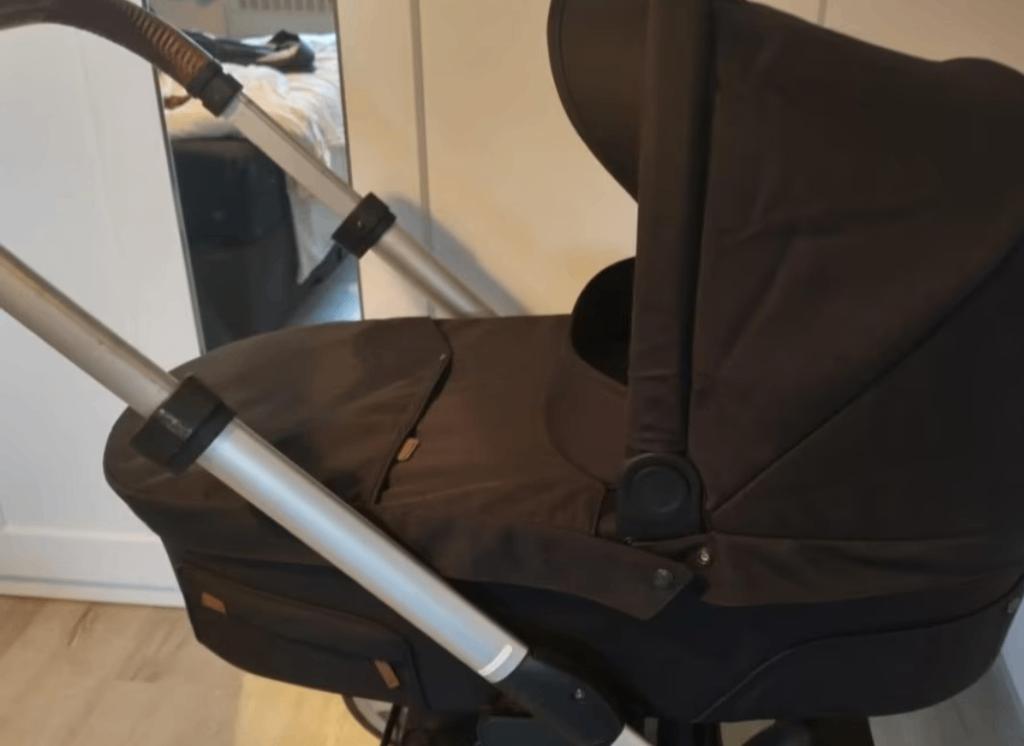 Kinderwagen combi Mutsy, Kinderen en Baby's, Kinderwagens en Combinaties, Ophalen, Zo goed als nieuw, Combiwagen, Mutsy