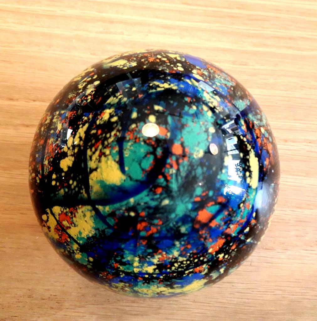 Presse papier, glasobject met wereldraster, Antiek en Kunst, Ophalen