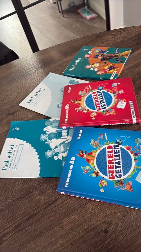 De wereld in getallen groep 5/taal actief, Boeken, Ophalen of Verzenden, Zo goed als nieuw, Overige niveaus, Nederlands