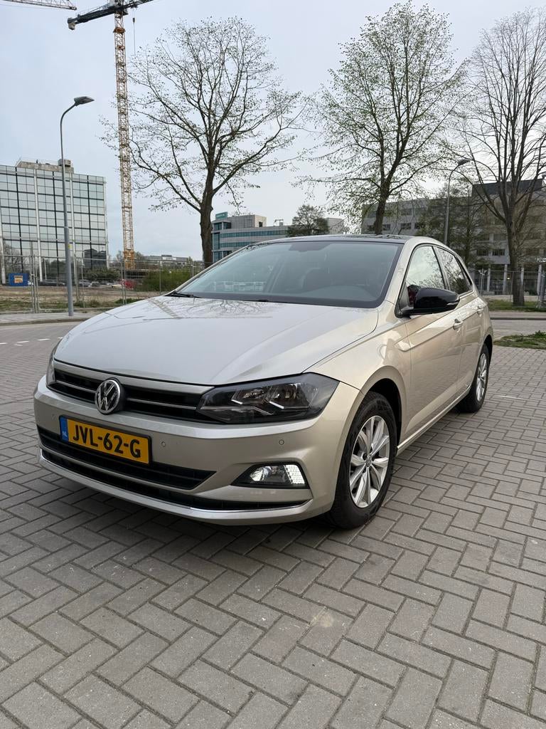 Volkswagen Polo 1.0 TSI 115pk 7-DSG 2018 Grijs, Auto's, Navigatiesysteem, Stof, Euro 6, Particulier