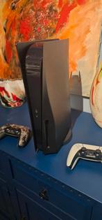 Playstation 5 Disc edition in nieuwstaat 2 controllers en co, Spelcomputers en Games, Ophalen of Verzenden, Zo goed als nieuw