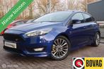 Ford Focus 1.0 EcoBoost ST Line CARPLAY, NAVI, TREKHAAK, Auto's, Ford, Gebruikt, Zwart, Blauw, 3 cilinders
