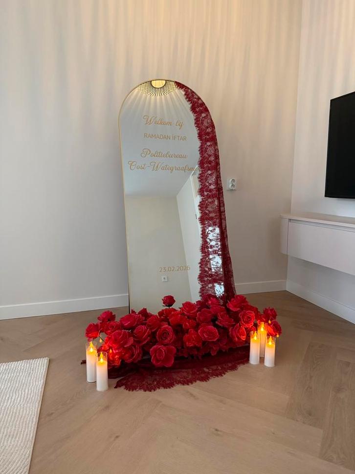 TE HUUR henna welkomstspiegel welkomstbord kina, Hobby en Vrije tijd, Feestartikelen, Zo goed als nieuw, Overige, Ophalen of Verzenden