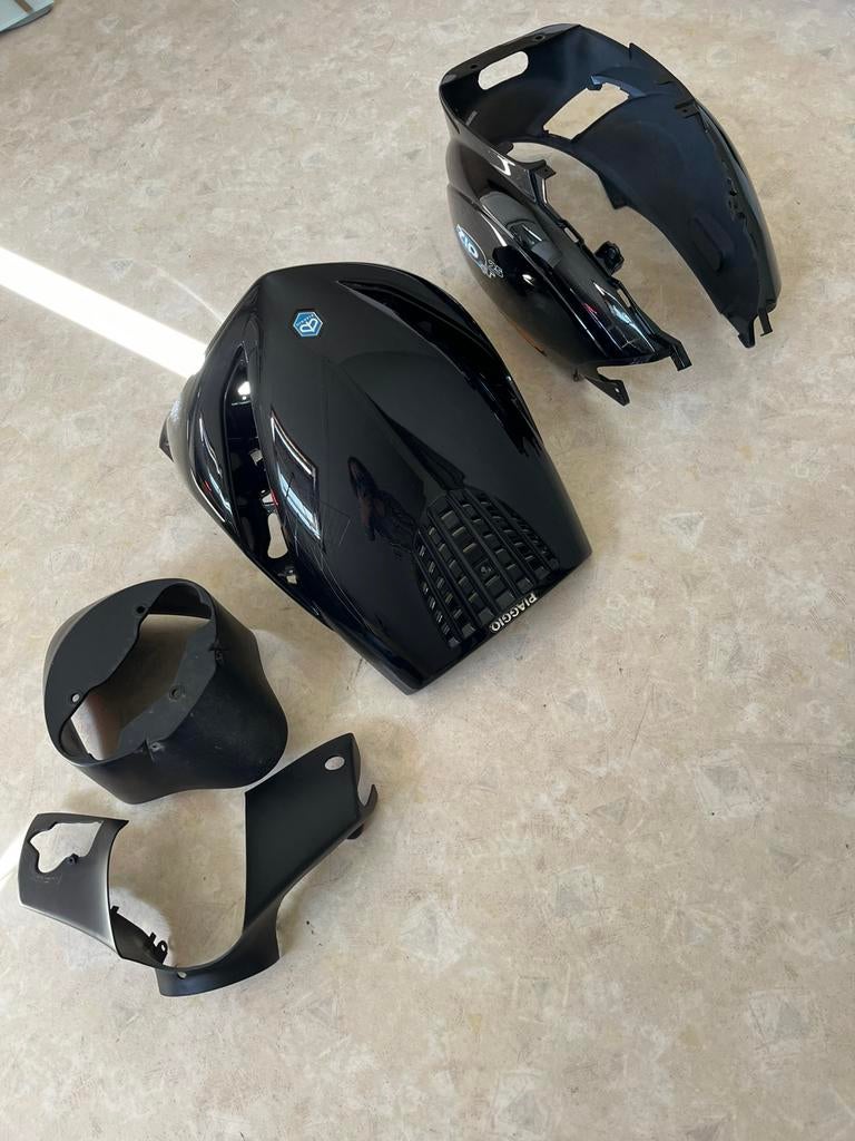 Piaggio zip kappen set, Ophalen, Nieuw, Kap, Piaggio