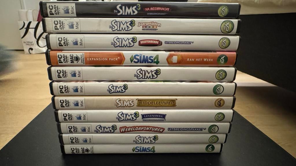 Diverse Sims 3 & 4 Uitbreidingspakketten PC/Mac, Spelcomputers en Games, Games | Pc, Gebruikt, 1 speler, Ophalen of Verzenden